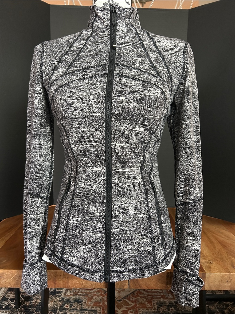 lululemon define Jacket Size 6